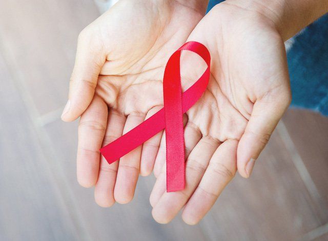 Chung sống với HIV/AIDS: Những điều cần biết