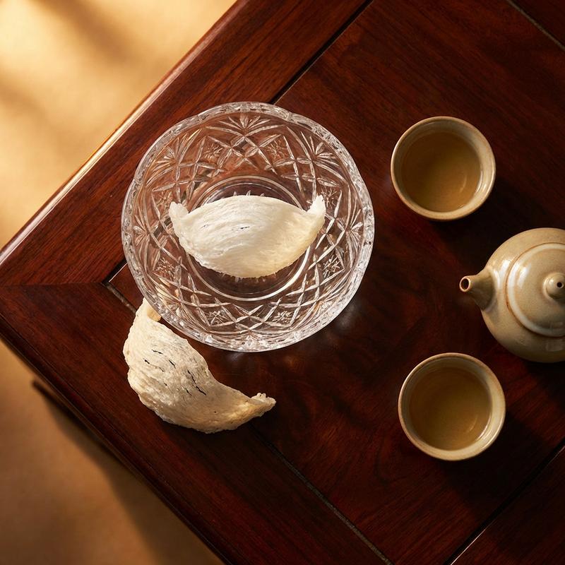 Nên Chọn Yến Đảo Thô Hay Yến Đảo Tinh Chế Làm Quà Biếu Người Lớn Tuổi?