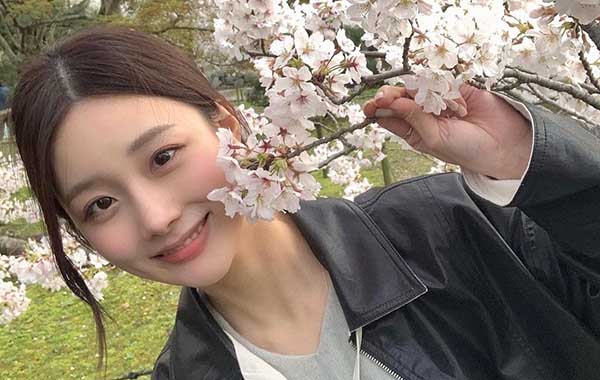 5 cách dùng nước hoa, giúp lưu giữ hương lâu trong mùa lạnh