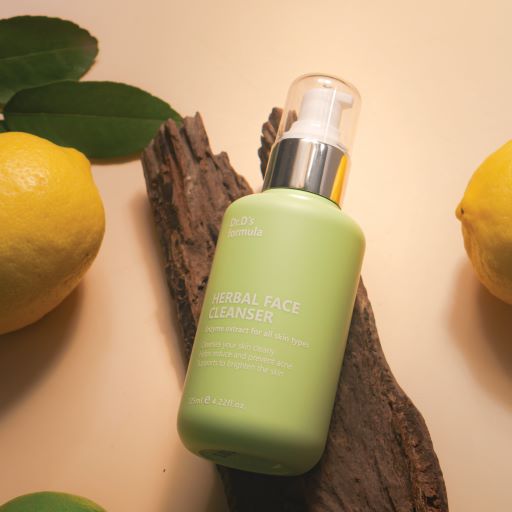 SỮA RỬA MẶT HERBAL FACE CLEANSER