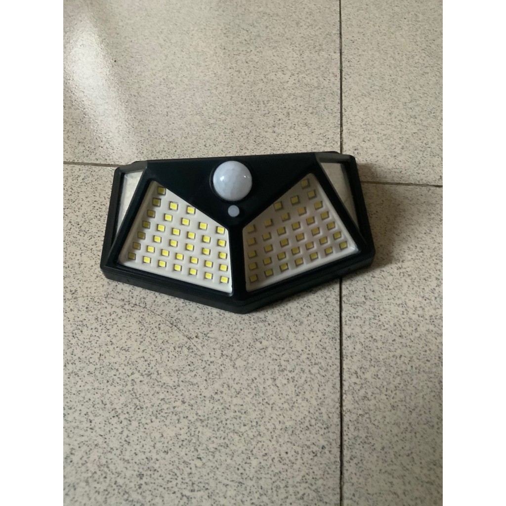 [Freeship] Đèn Led Năng Lượng Mặt Trời 100 Cảm Ứng Chuyển Động