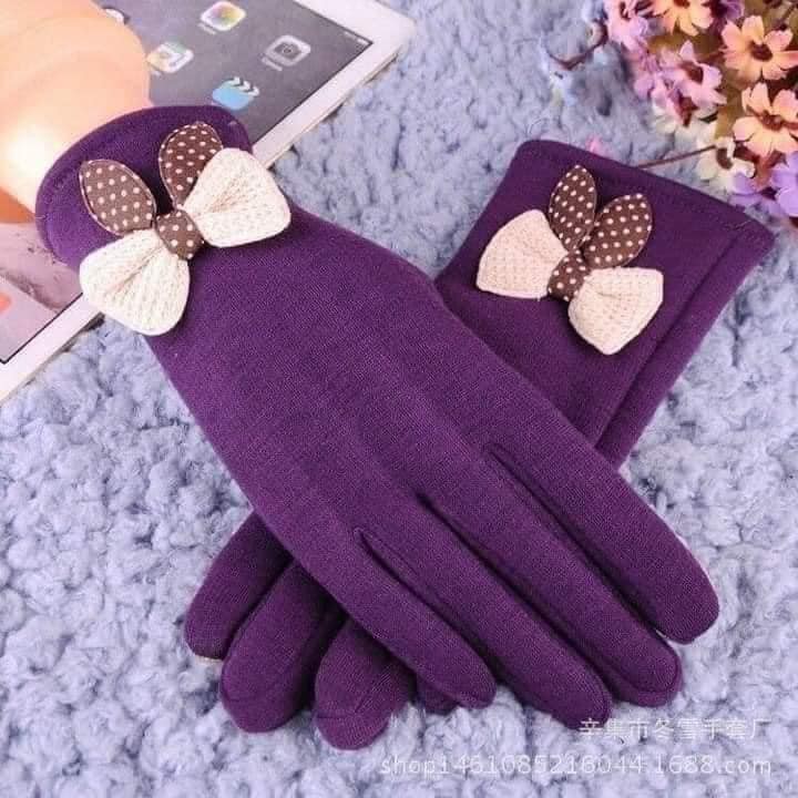 Đôi Găng Tay Nỉ Cảm Ứng Có Nơ Gắn Cổ Tay Siêu Xinh (Giao Màu Ngẫu Nhiên)