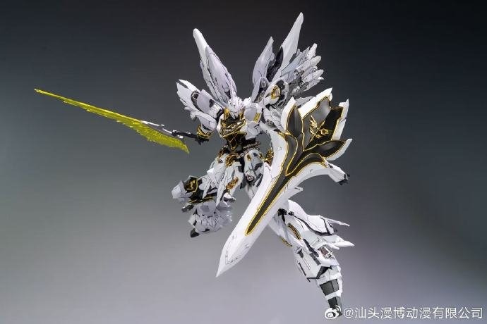 Đặt Trước Crimson Sinanju Triple Speed - Takumi Sinanju Ver - Dự kiến phát hành vào quý 4