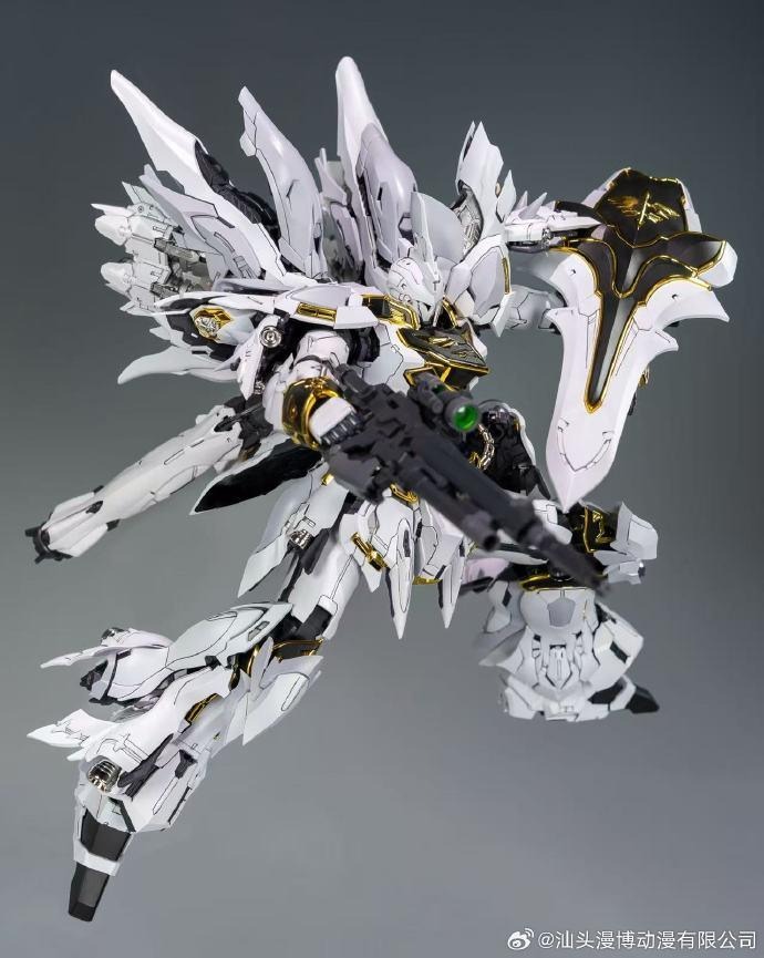 Đặt Trước Crimson Sinanju Triple Speed - Takumi Sinanju Ver - Dự kiến phát hành vào quý 4