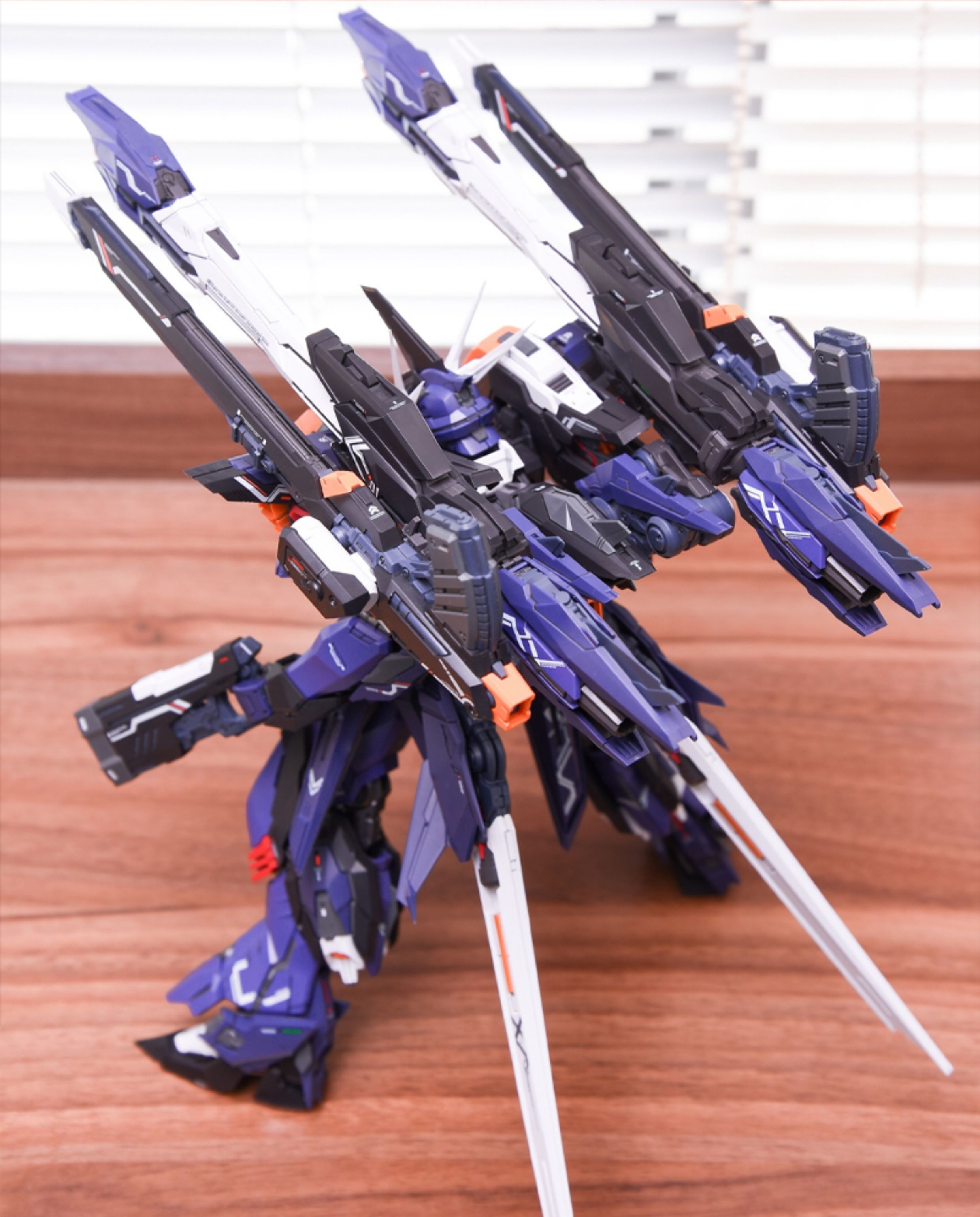 Mô hình lắp ráp Ruling Type 01. Full Armed Battlemachine 1/100 In ERA+
