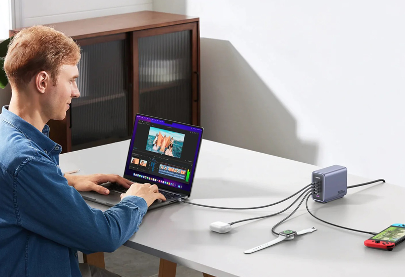 Bộ sạc nhanh 5 cổng PD GaN Ugreen 300W: Nhanh hơn, an toàn hơn, trung tính carbon