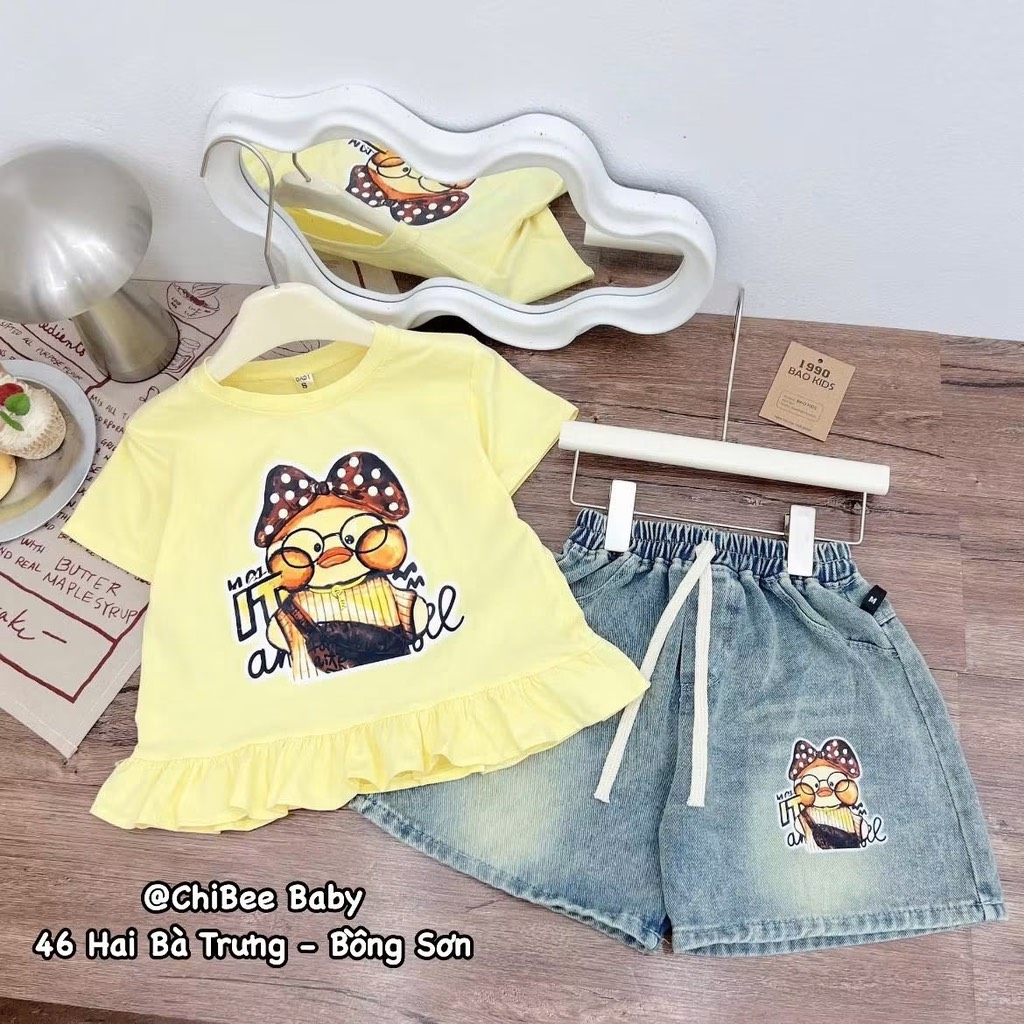G853-Set áo vịt vàng quần jean lửng (15.35kg)