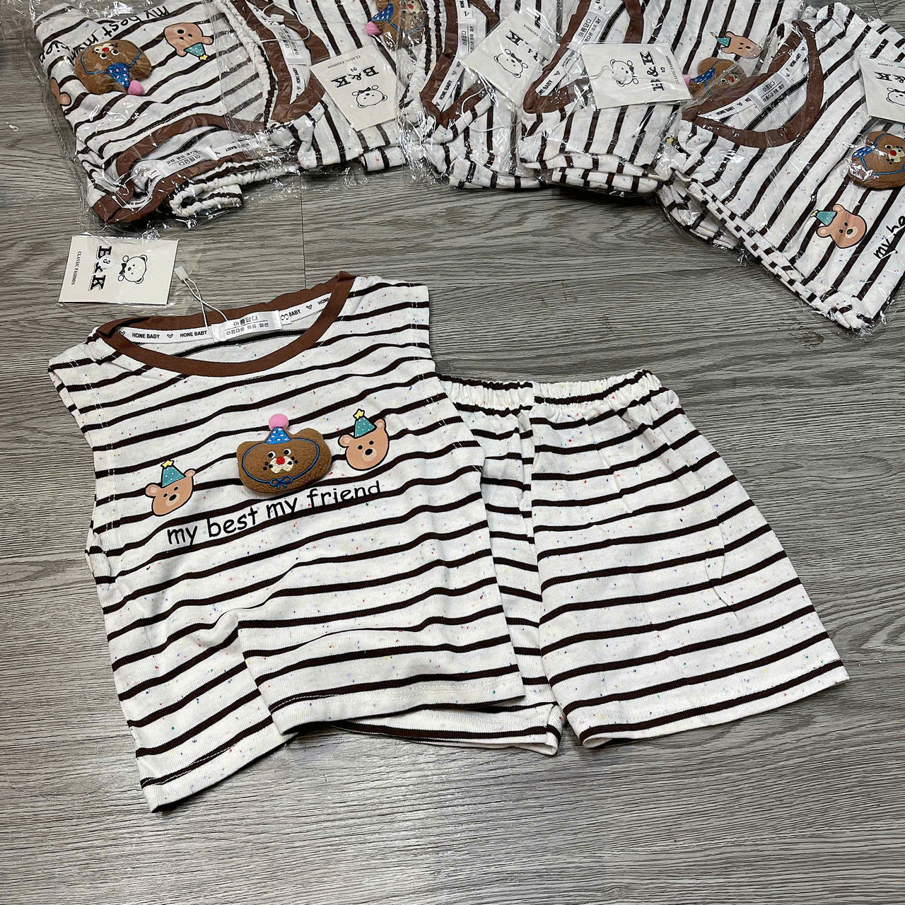 T698-Bộ SN kẻ gấu nâu nổi (06.15kg)