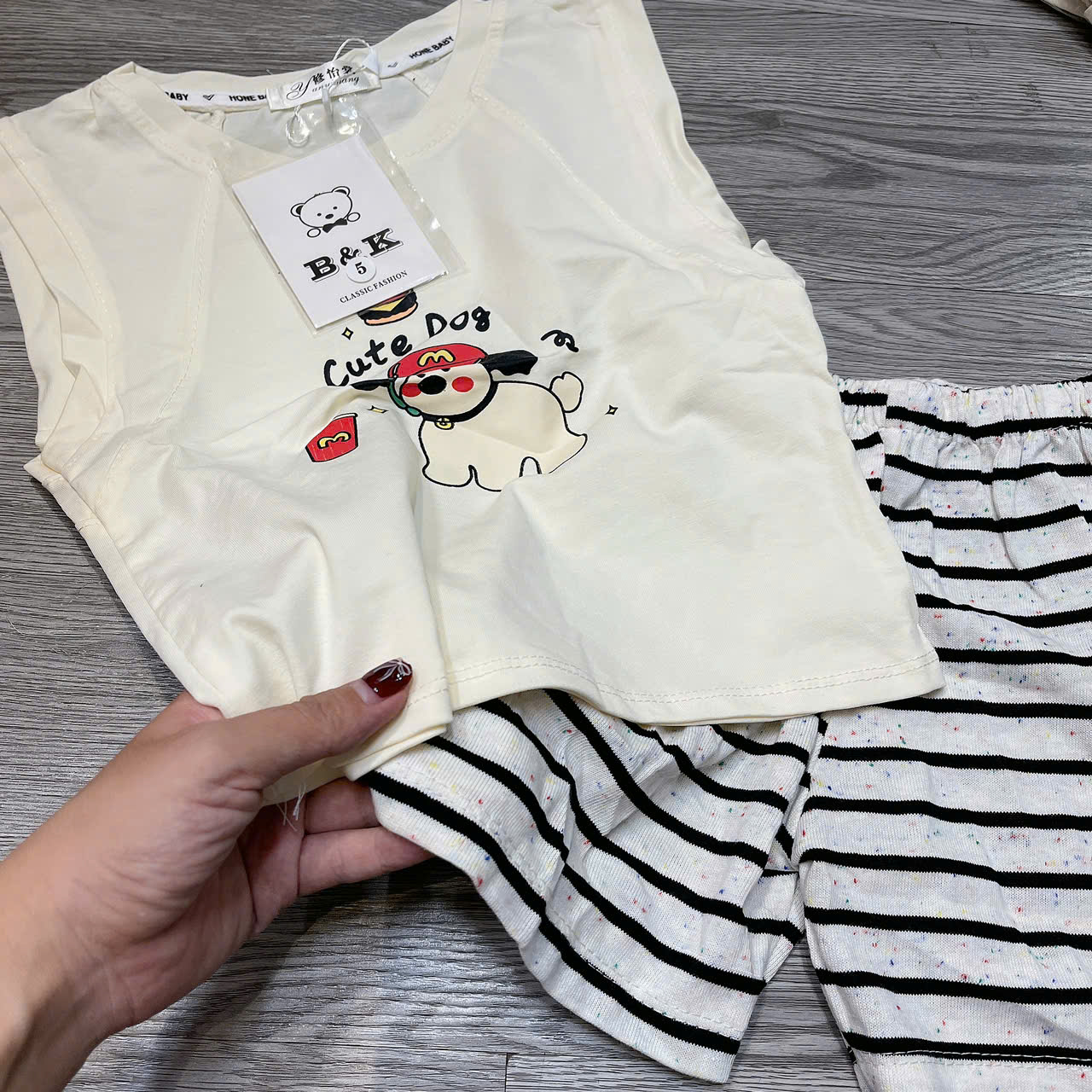 T699-Bộ SN kẻ cute dog kem (06.15kg)