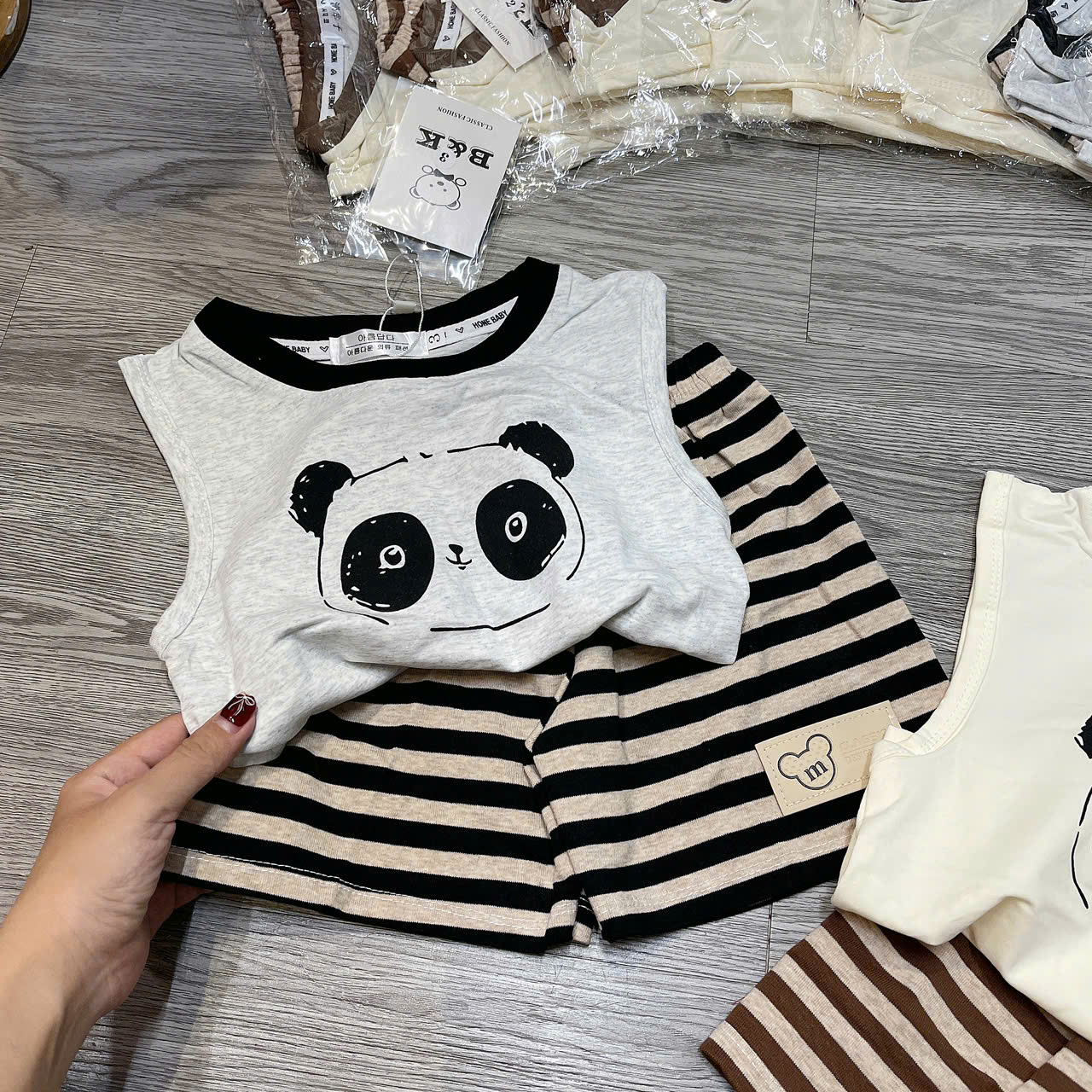 T700-Bộ SN kẻ gấu trúc (06.15kg)
