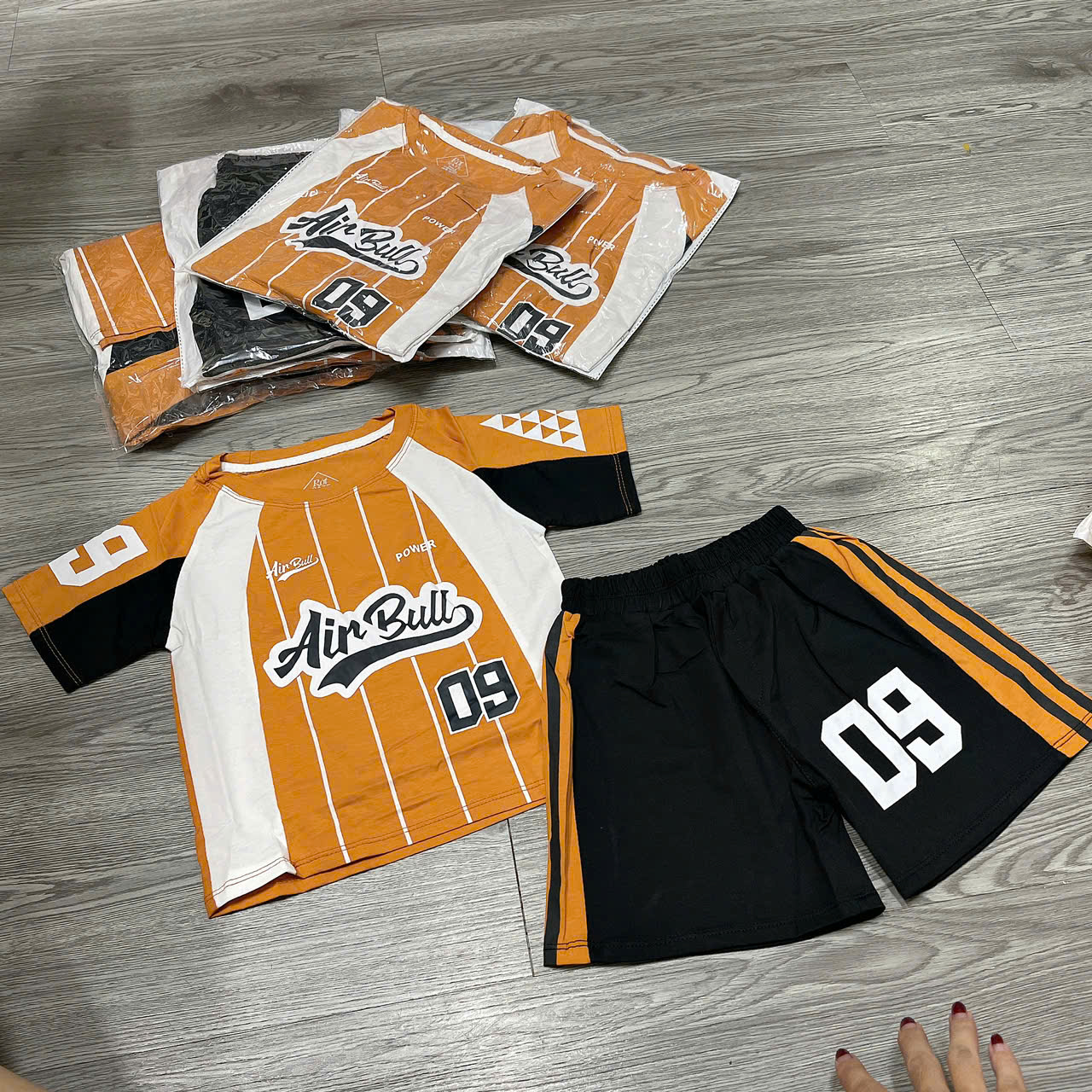 T707-Bộ cotton trai phối 09 nâu (08.17kg)