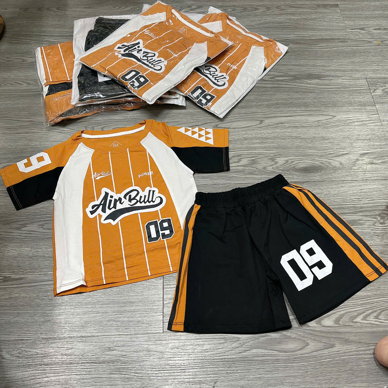 T707-Bộ cotton trai phối 09 nâu (08.17kg)