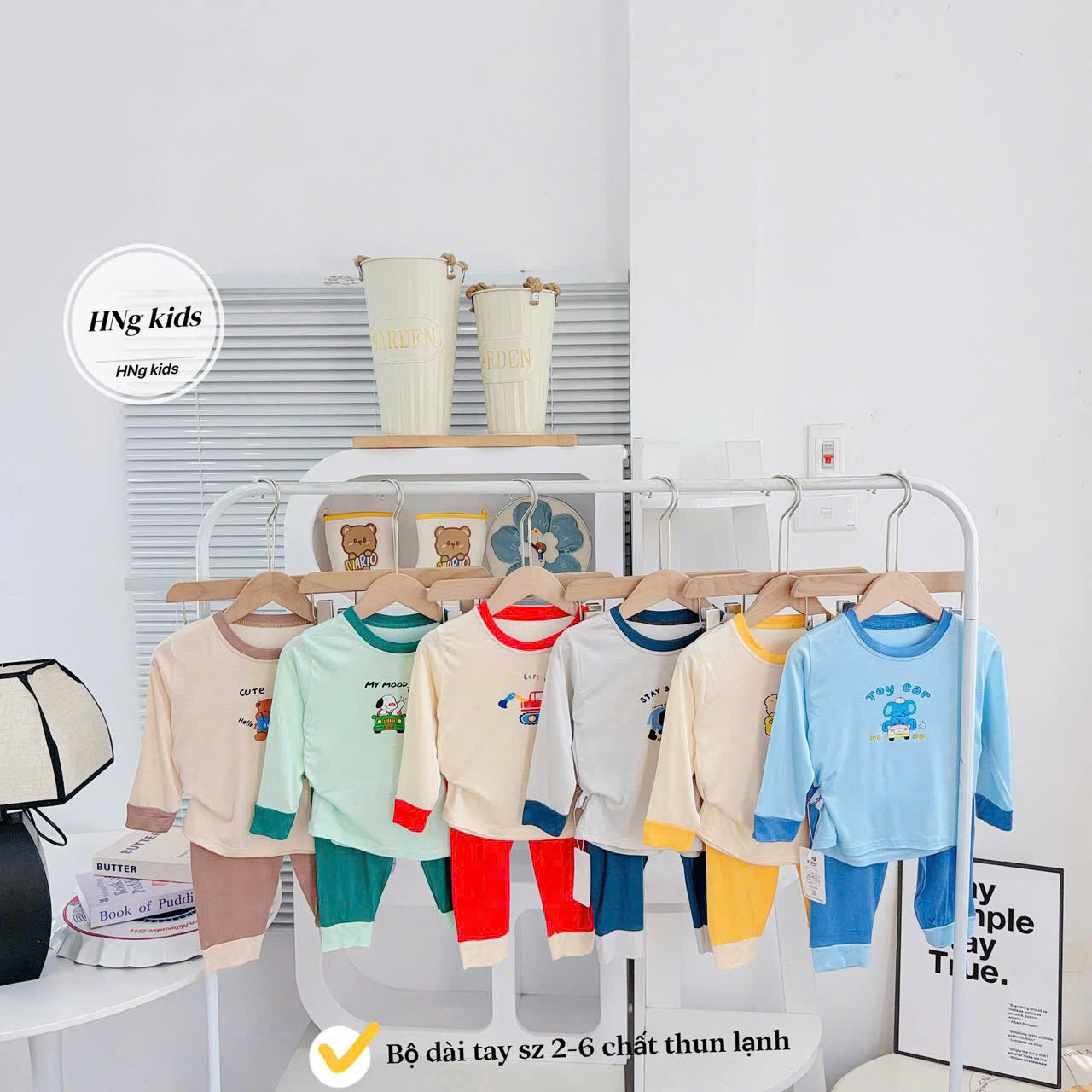 B584-Bộ thun lạnh dài viền trơn (05.15kg)