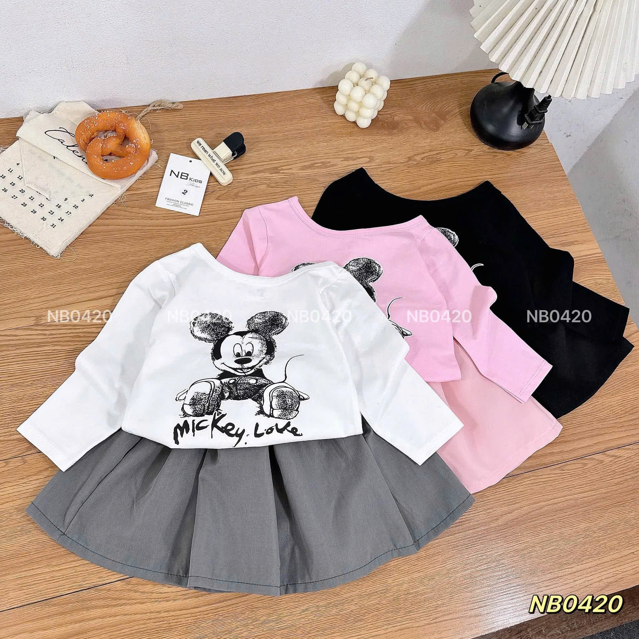 G933-Set áo Mickey cv kaki xám (10.27kg)