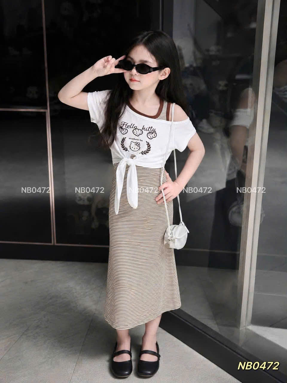 V560-Váy body kẻ kèm áo Kitty (12.35kg)