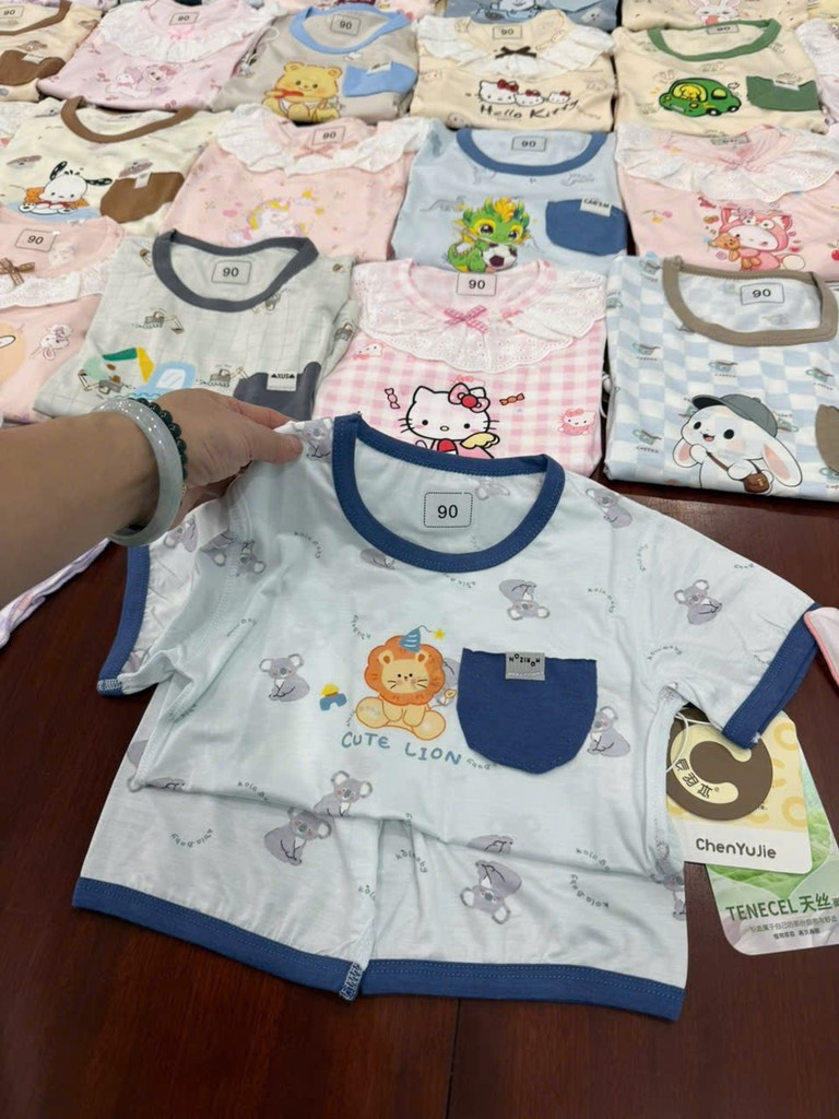 B486-Bộ cộc ct lụa Chen xịn (06.20kg)