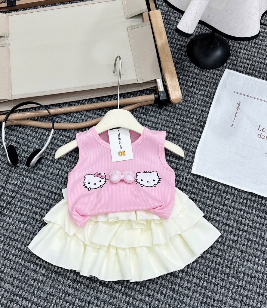G821-Set áo SN Kitty cv kem tầng (08.16kg)