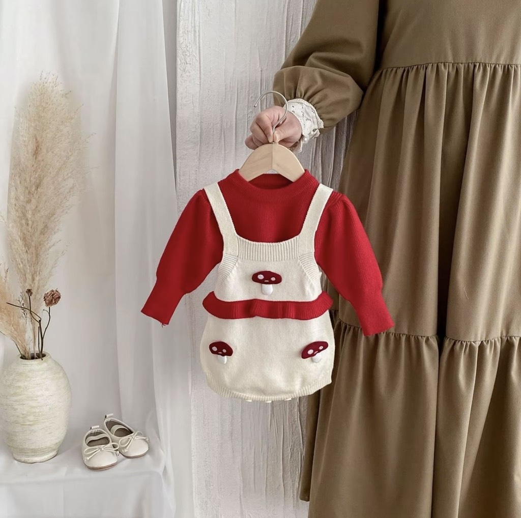 BD158-Set áo đỏ body len đùi Nấm (04.12kg)