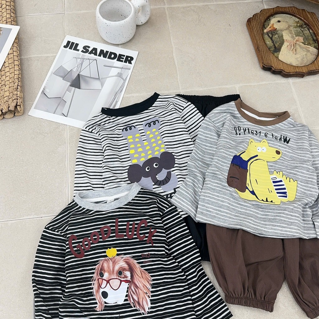 T771-Set giấy kẻ nhỏ cún quần gió (10.27kg)