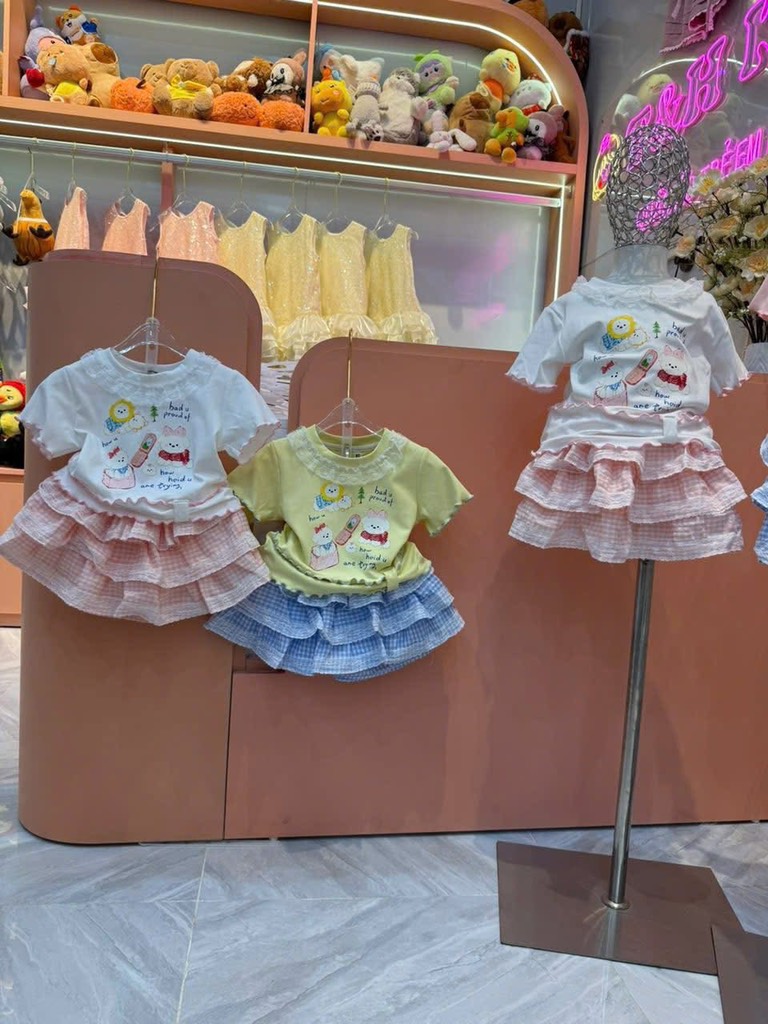 G829-Set áo cún ren cv caro tầng (10.18kg)