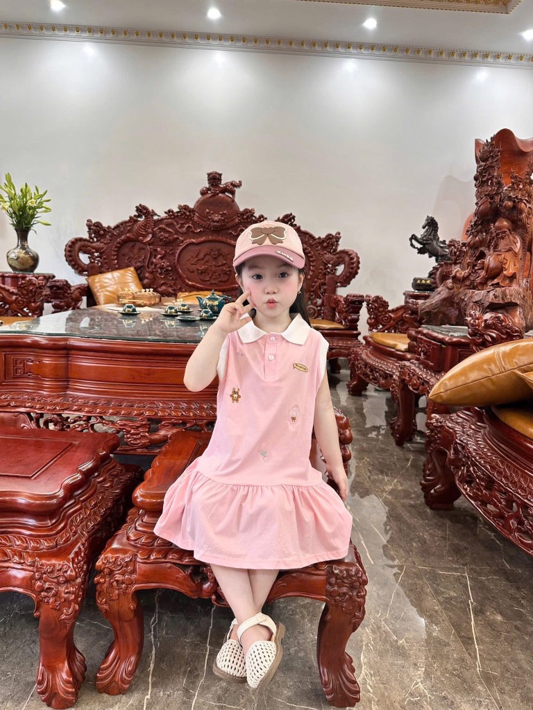 V246-Váy polo gấu thêu (12.25.257)