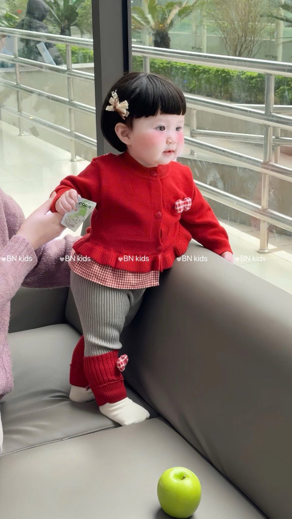 BD160-Set áo len đỏ quần ôm xám (06.14kg)