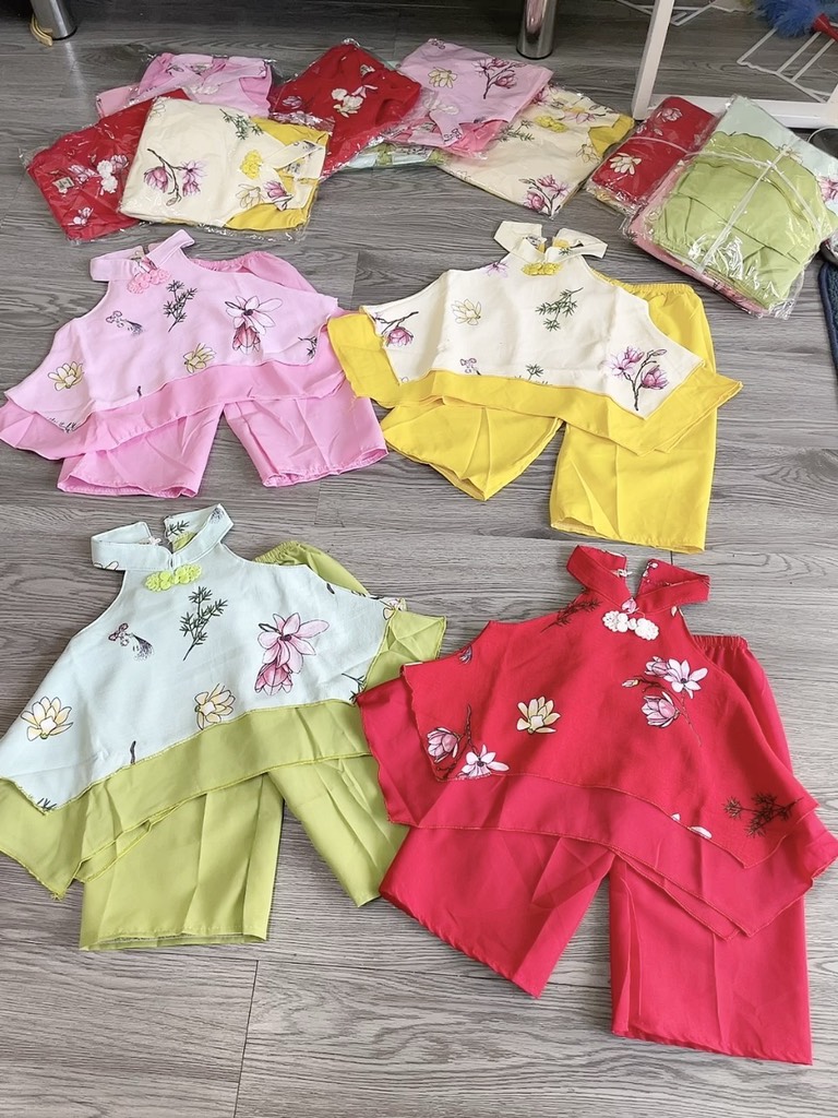 B469-Bộ cổ yếm q dài in hoa (10.20kg)