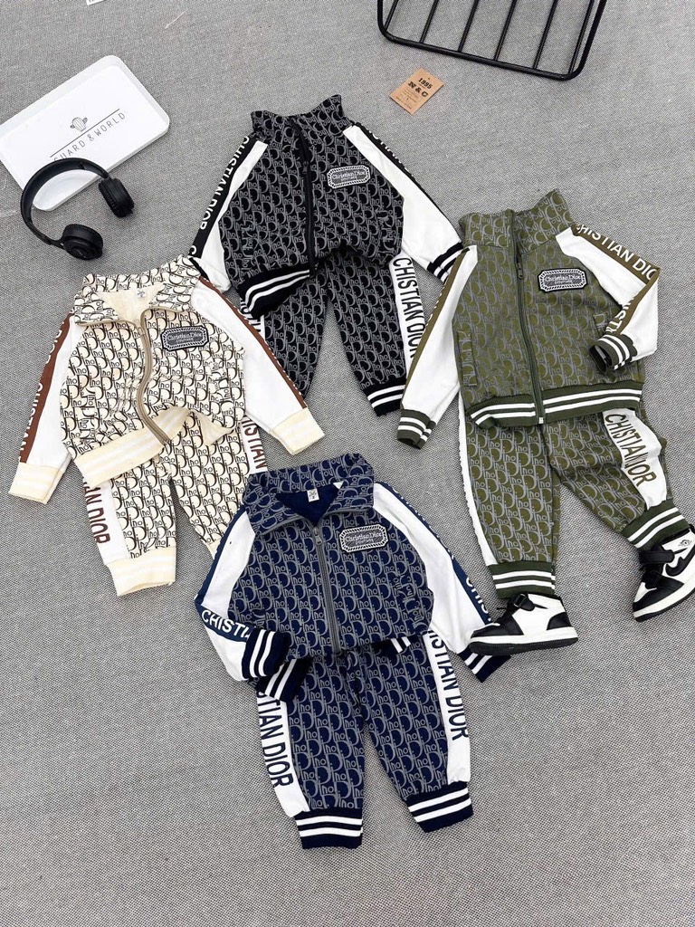 T220-Set bộ áo khoác quần dài da cá dior