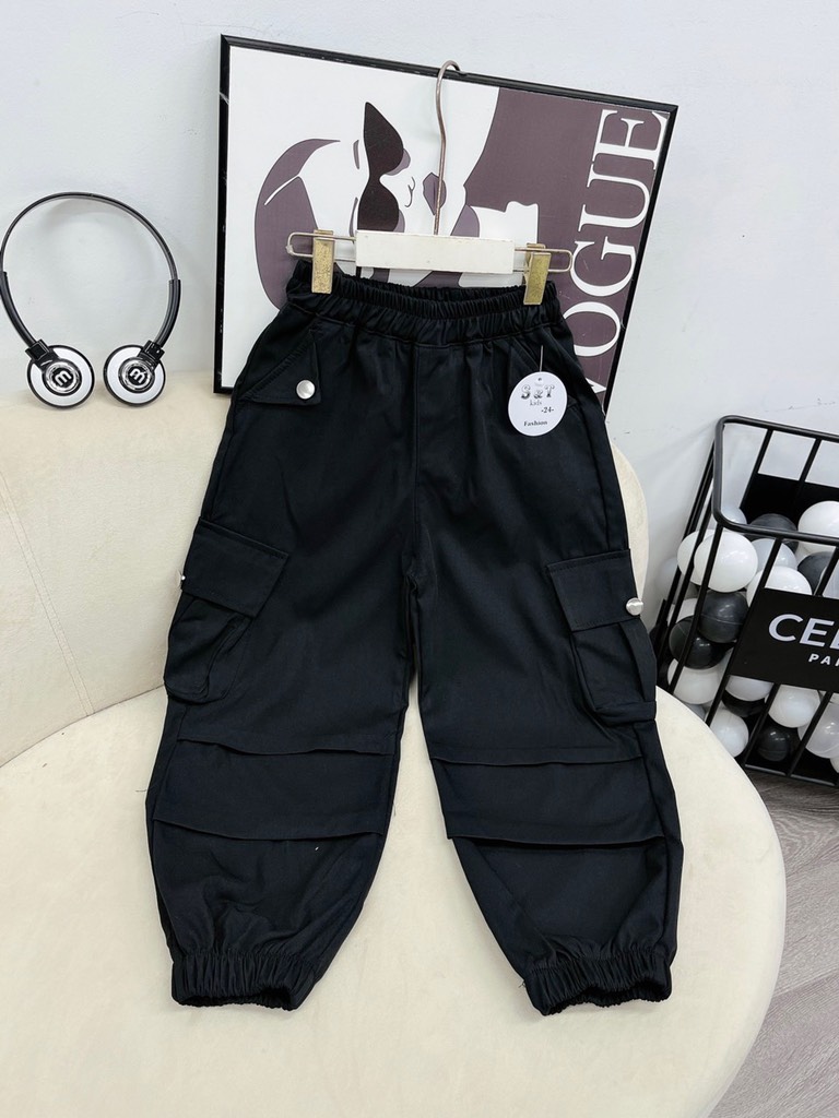 Q067-Quần kaki túi hộp đen hồng