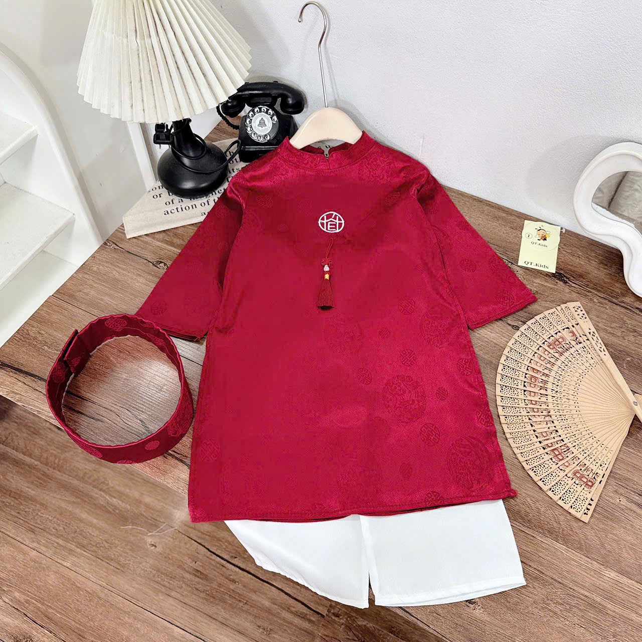 T535-Set áo dài Tết bé trai đỏ (12.30kg)