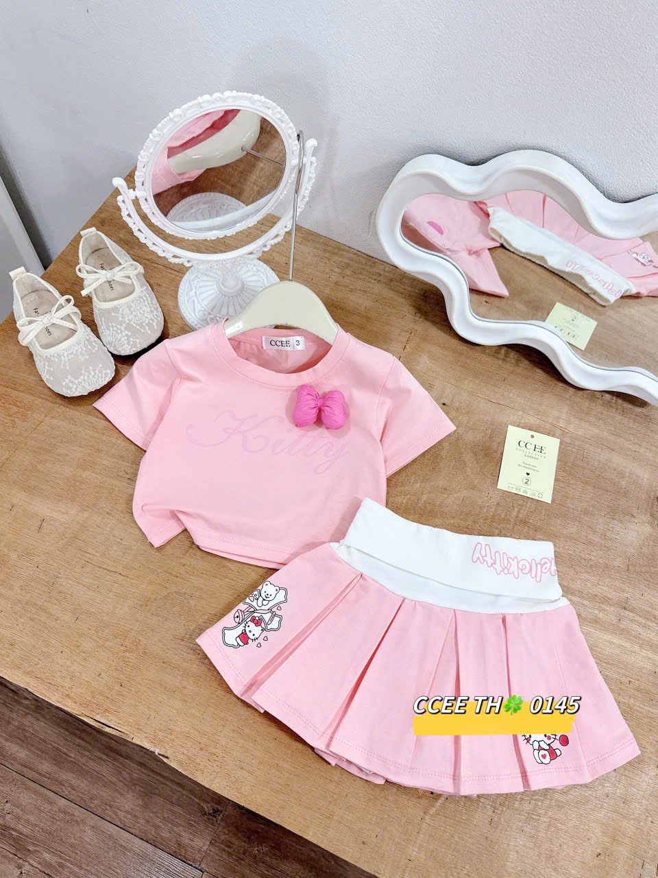 G724-Set Kitty thun crop váy ngắn (08.30kg)