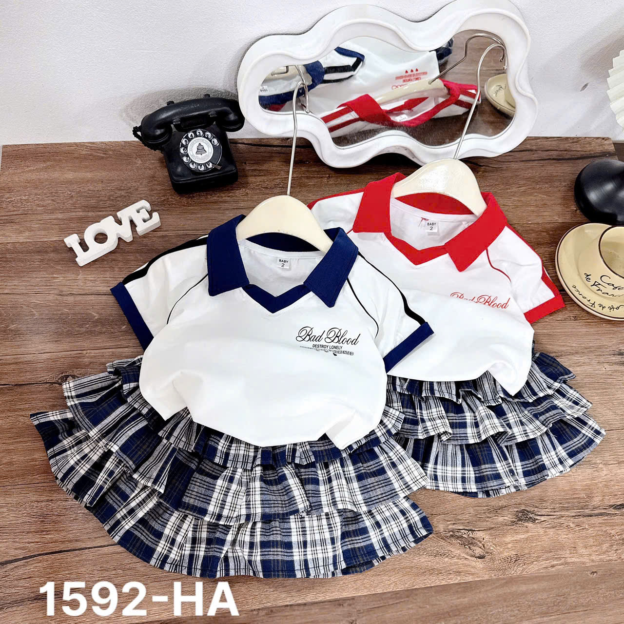 G734-Set áo Bad viền cv caro xoè