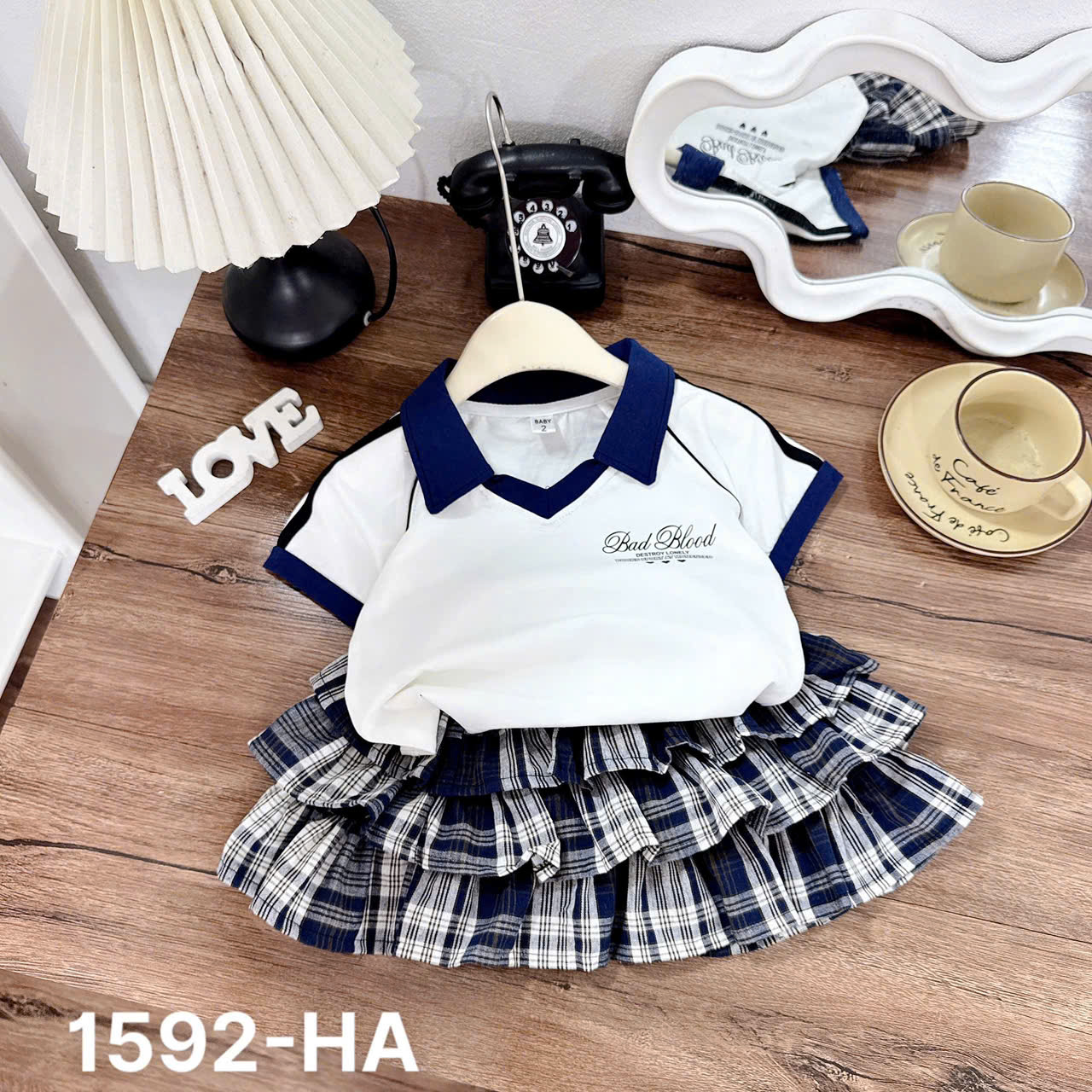 G734-Set áo Bad viền cv caro xoè