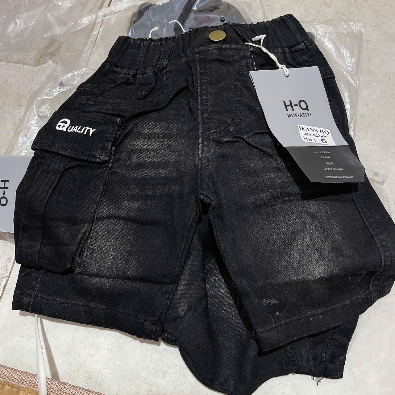 Q298-Quần jean ngố đen nhí (13.16kg)