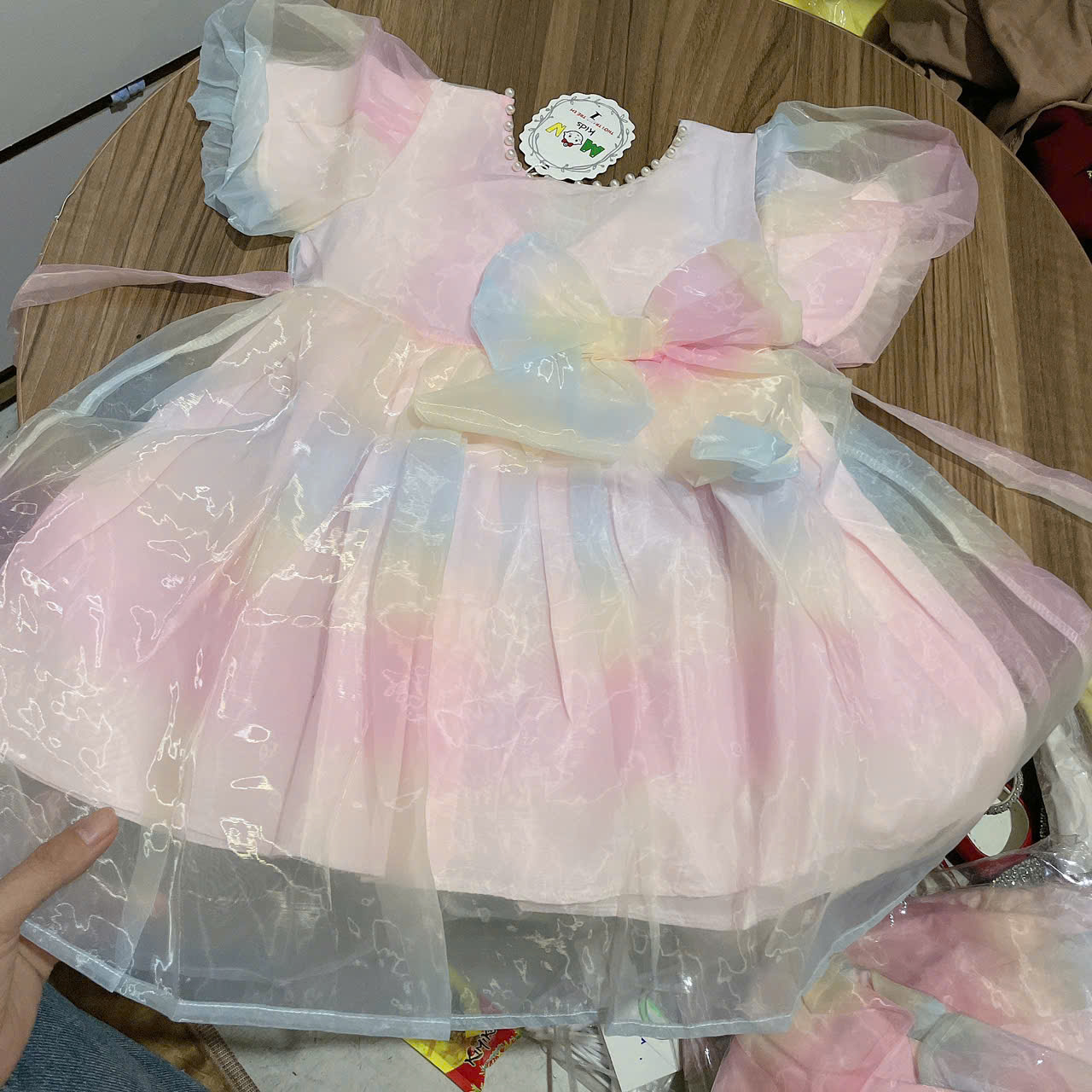 V346-Váy công chúa nơ cầu vồng (14.23kg)