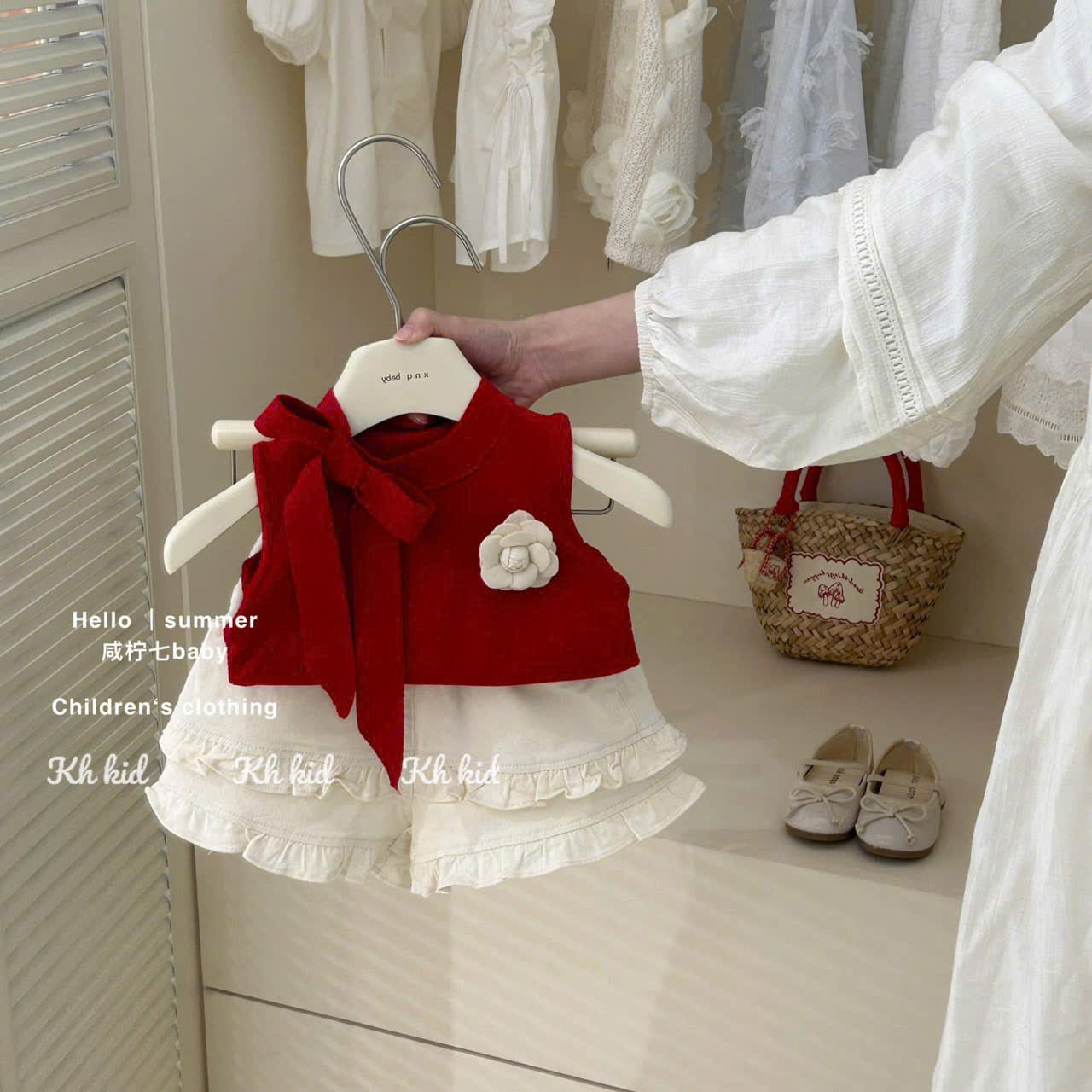 G755-Set áo zip nơ đỏ quần jean trắng (06.28kg)