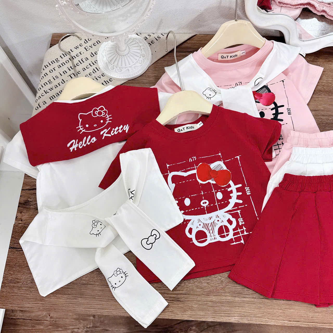 G757-Set cv cotton Kitty kèm khăn (10.28kg)