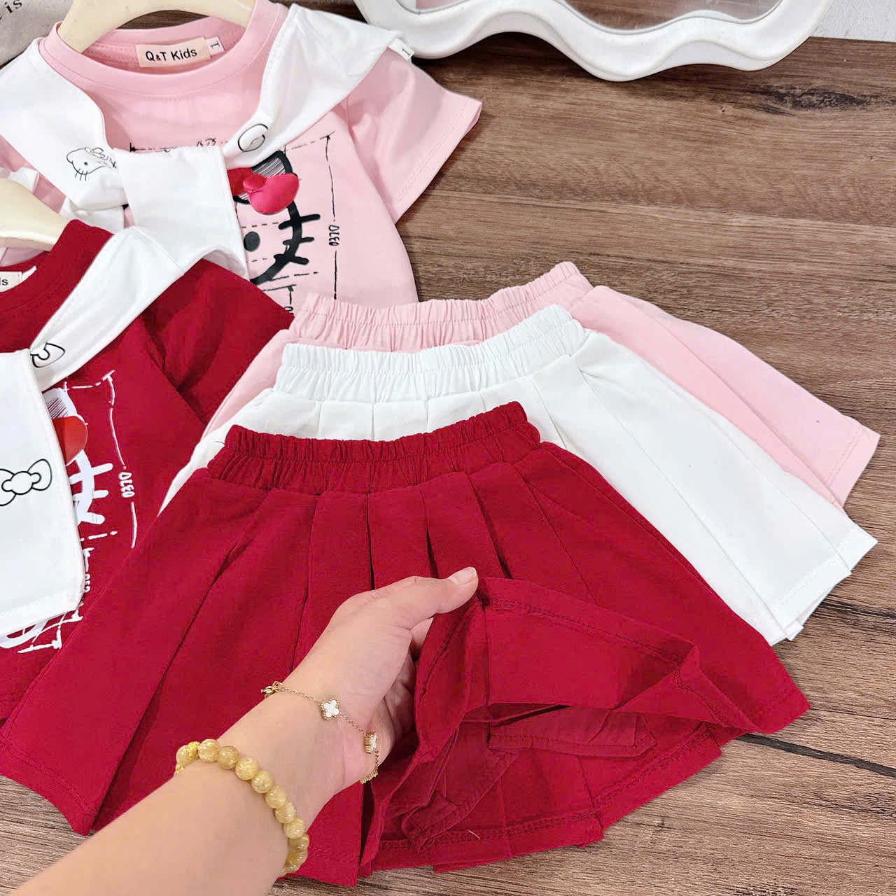 G757-Set cv cotton Kitty kèm khăn (10.28kg)