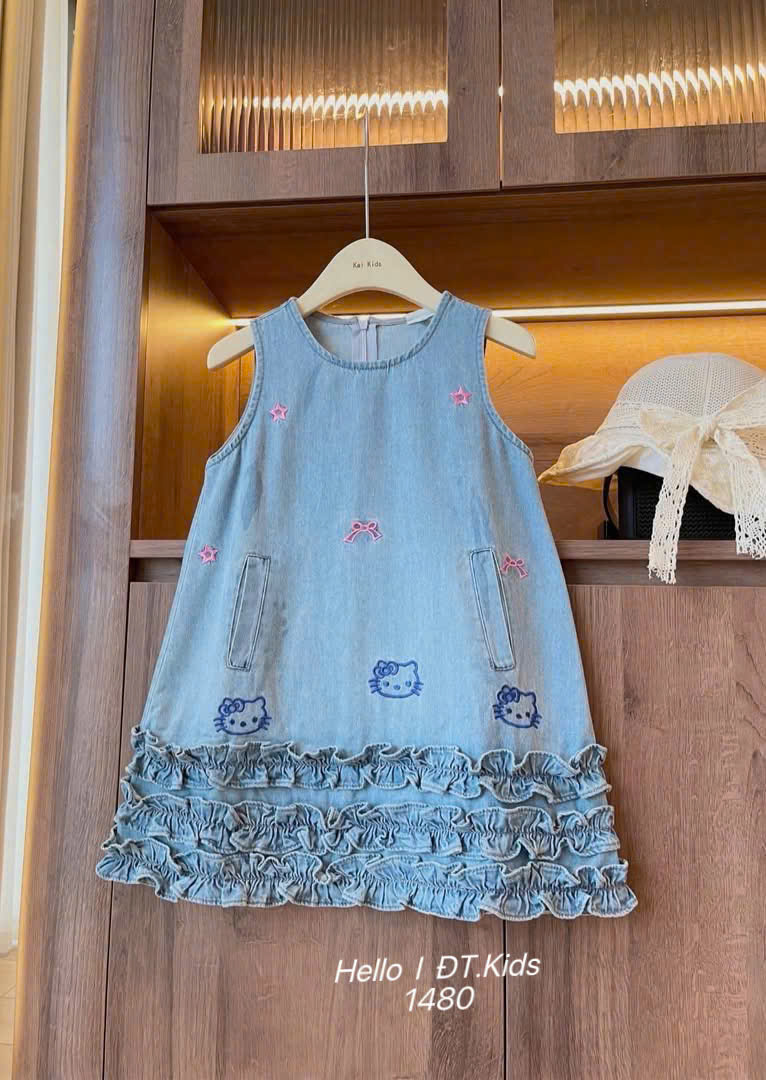 V376-Váy Kitty SN bò giấy chữ A (08.20kg)