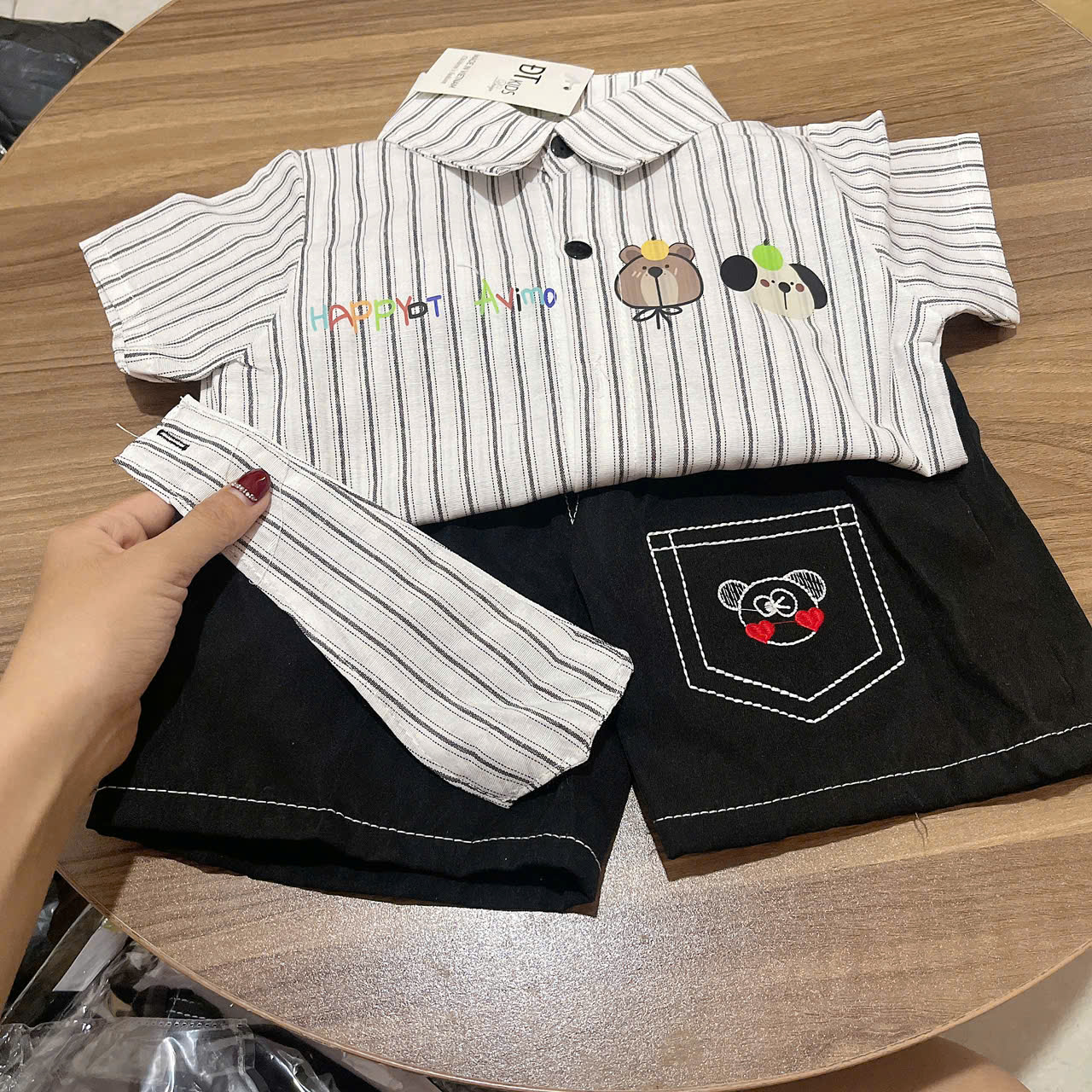 T597-Set sơ mi kẻ cà vạt q lửng đen (10.18kg)