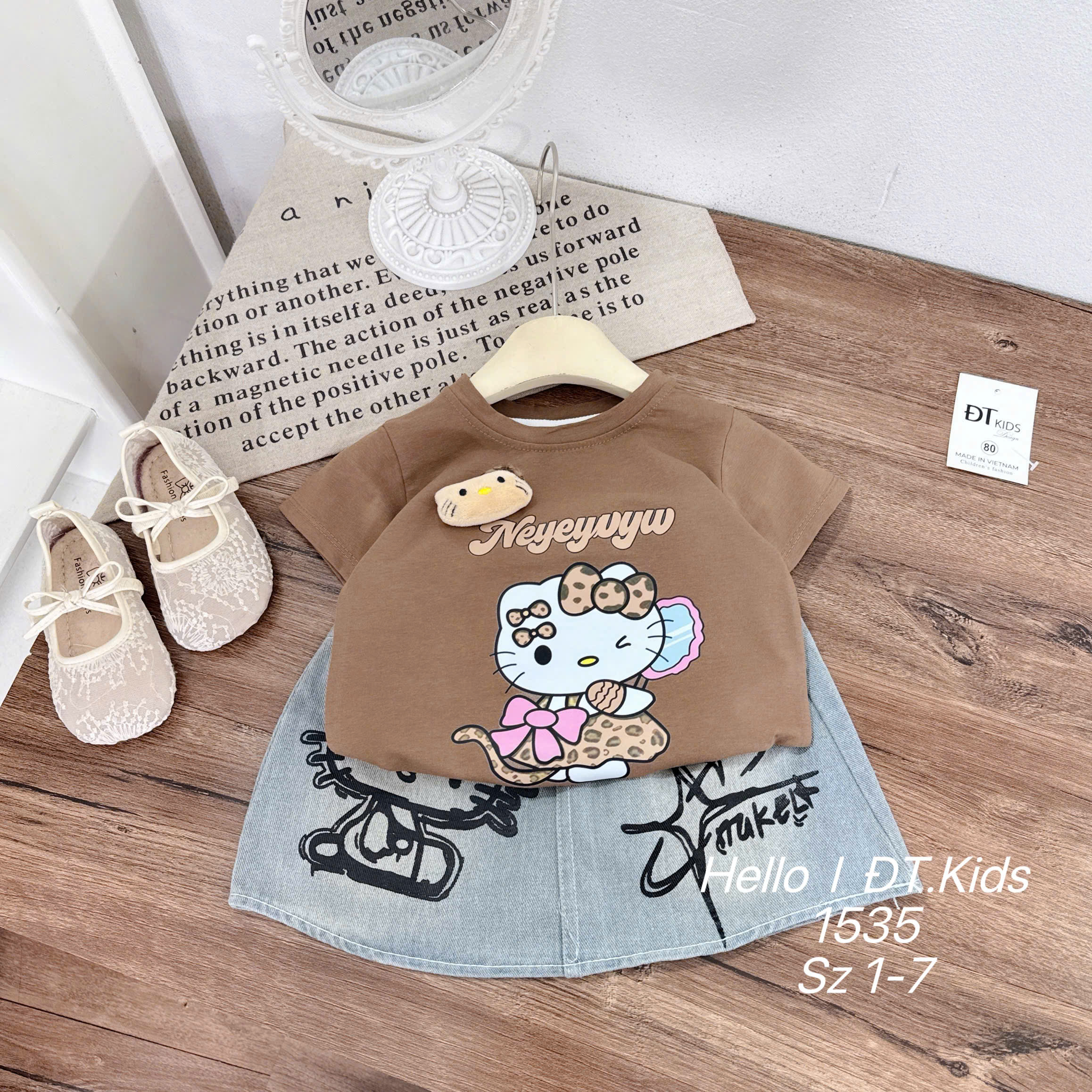 G791-Set bò Kitty cv q jean (08.18kg)