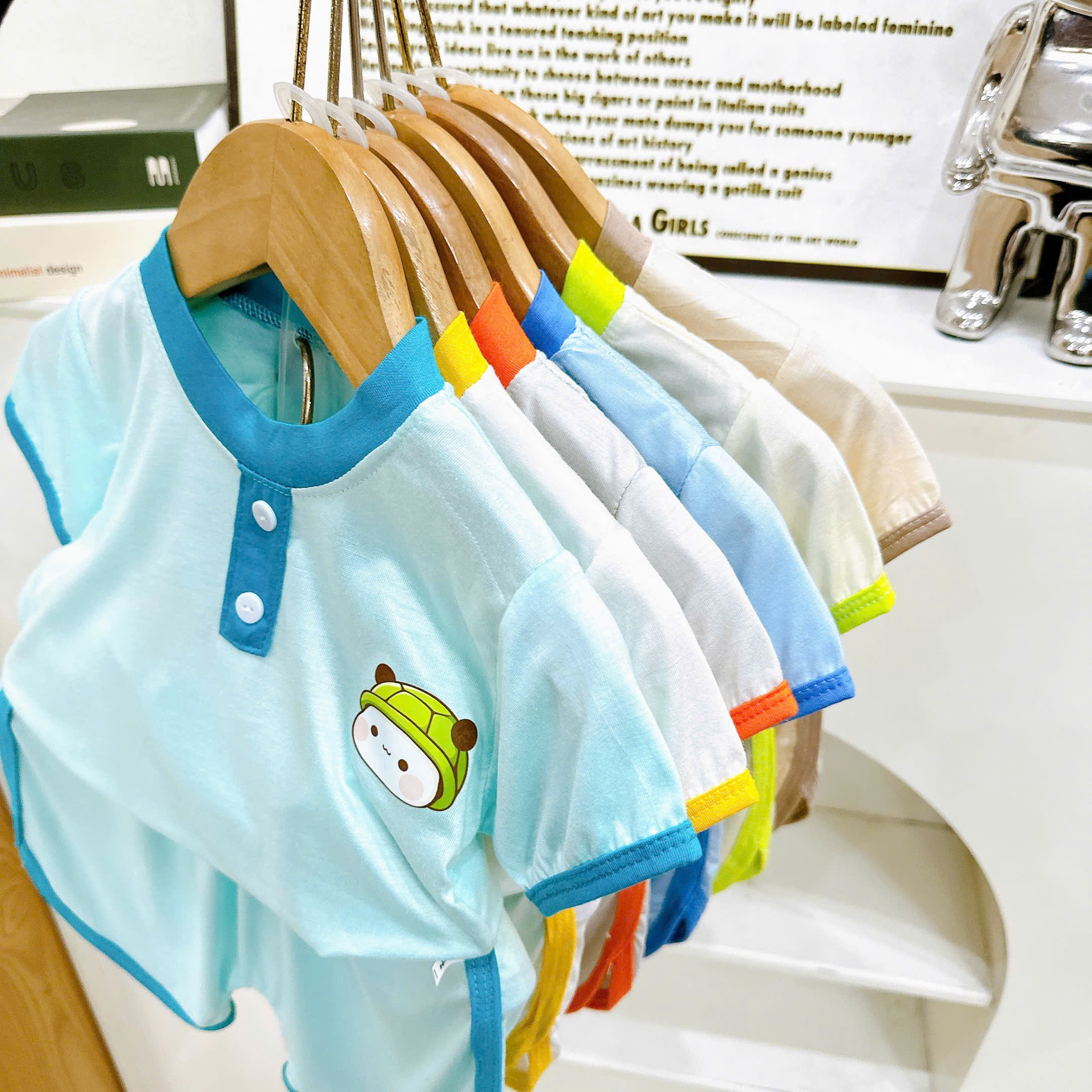 B495-Bộ cộc thun lạnh trụ trơn viền (08.15kg)