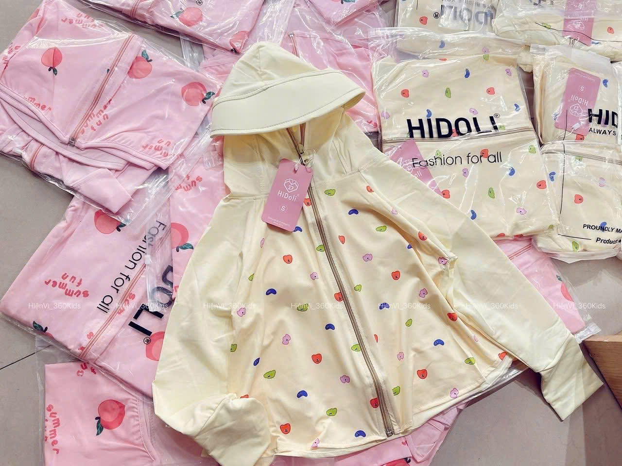 K159-Áo khoác su lạnh ngắn hình (15.25kg)