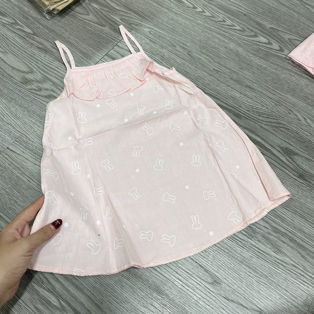 V402-Váy đũi thỏ 2 dây (08.22kg)