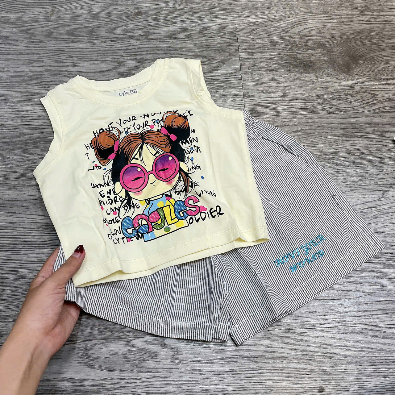 G834-Bộ cotton sát nách q đùi kẻ (12.25kg)