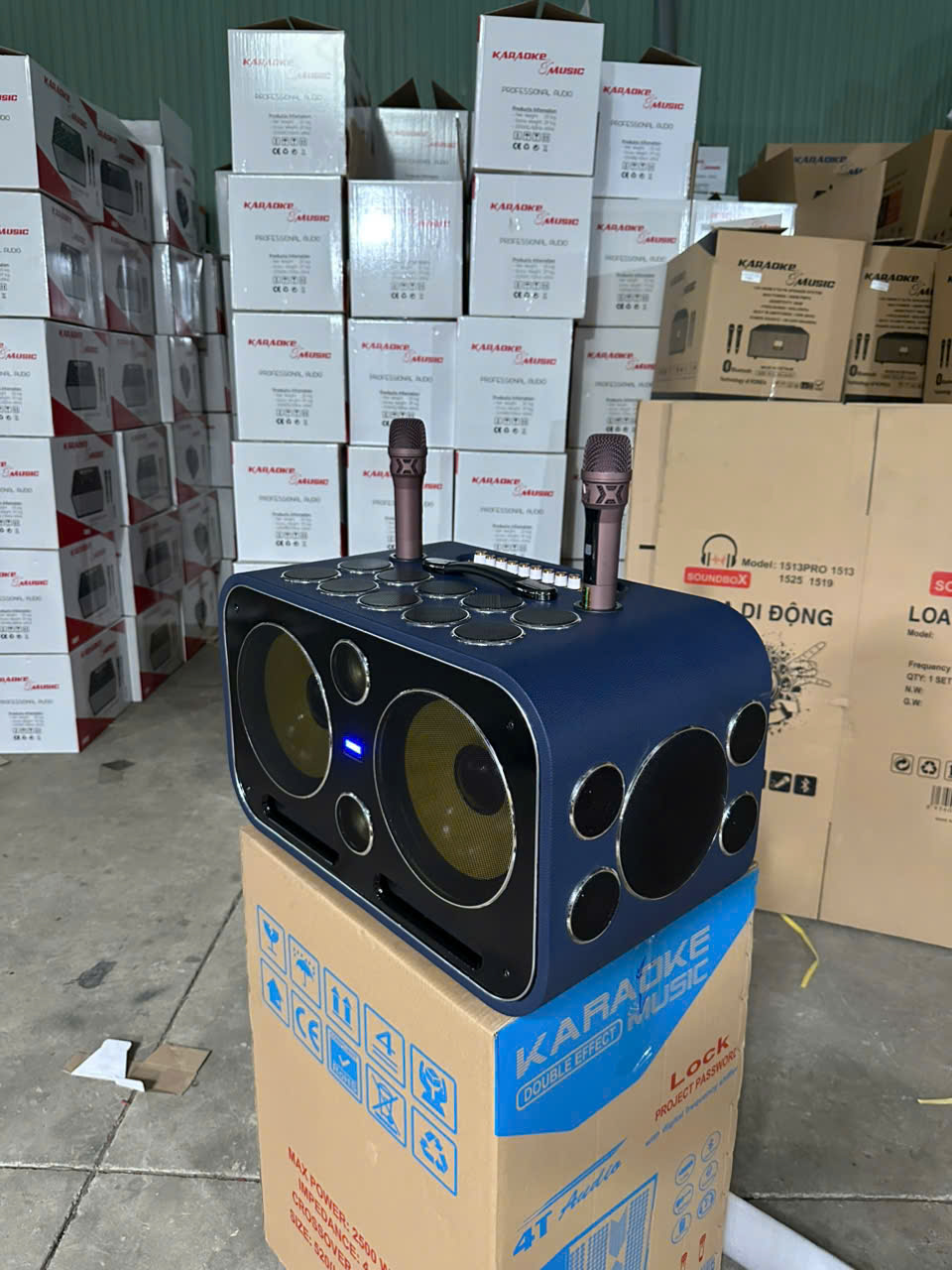 Loa xách tay Soundbox T379 Pro, 24 củ loa