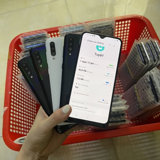 SAMSUNG A30S (4/64GB)