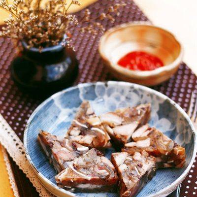 Giò Thủ 2T Deli: Giữ trọn độ giòn, trọn vị truyền thống từ năm 1995