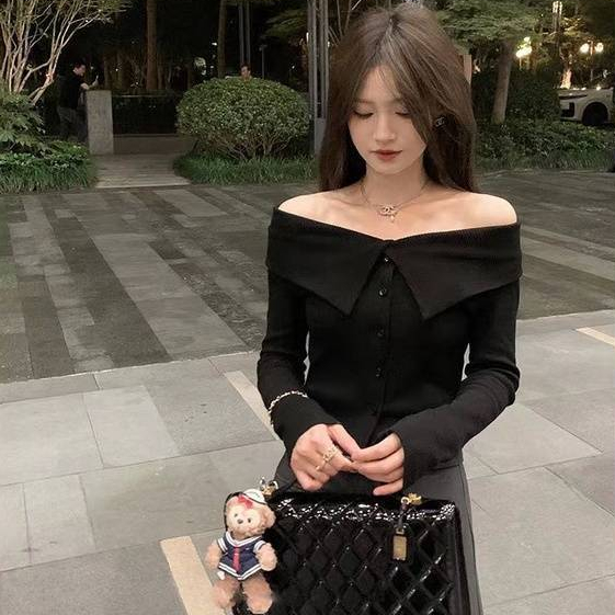 [A296] Áo len thun Montoghi dệt kim KIỂU NHÚN EO phối bẹt 2 bên vai tay dài phối nút xinh xắn - L2M