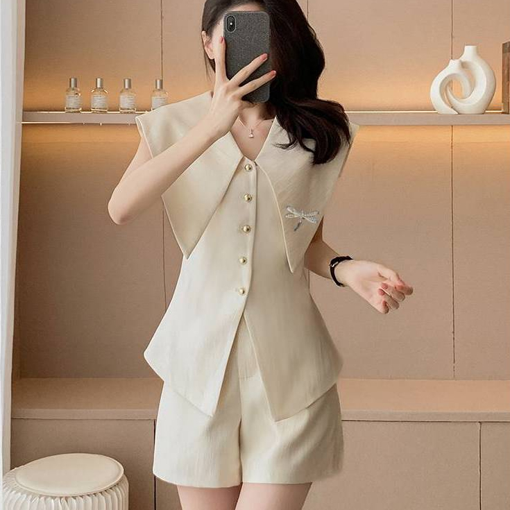 [A381] Áo thun kiểu nữ CỔ NHỌN CÀI KHUY CHUỒN CHUỒN borip xẻ tà co giãn 4 chiều tôn dáng - L2M (New)